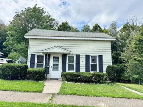 527 S Center St, Corry, PA 16407