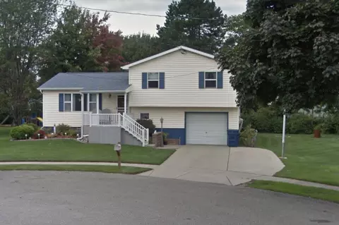 969 Lewis Way, Girard, PA 16417