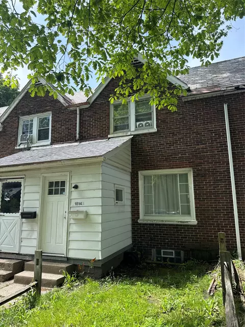 1814 W 2 W 14th St # -1, Erie, PA 16505