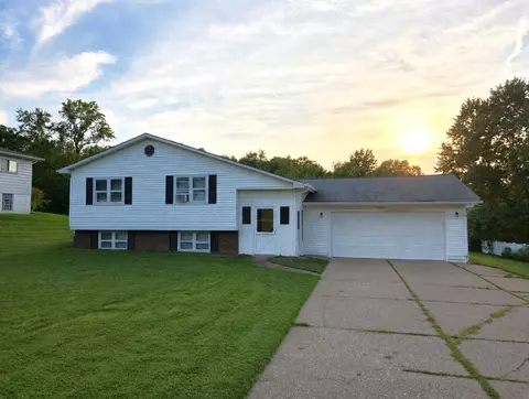 5216 Yale Dr, Erie, PA 16510