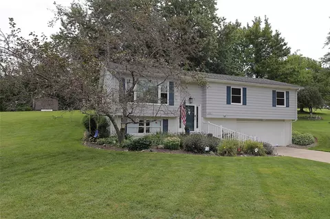 5785 Wildwood Dr, Fairview, PA 16415