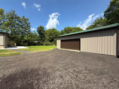 Exterior - 10505 Mohawk Rd, Cranesville, PA 16410 photo 4 of 5