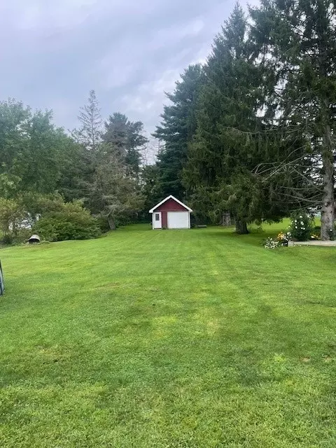 561 Wayne St, Corry, PA 16407 photo 17