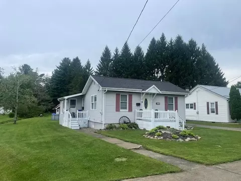 561 Wayne St, Corry, PA 16407 photo 18