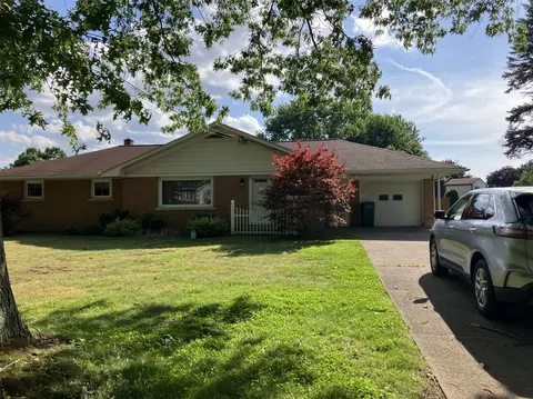 5580 Millfair Rd, Fairview, PA 16415