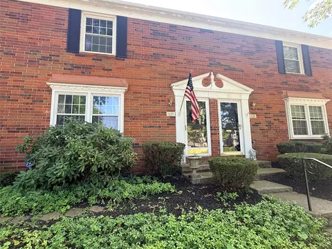 637 Young Rd, Erie, PA 16509