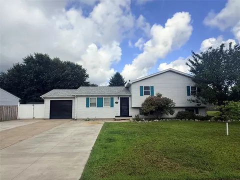 318 Edge Park Dr, Lake City, PA 16423
