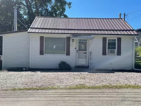 115 Walnut St, Edinboro, PA 16412