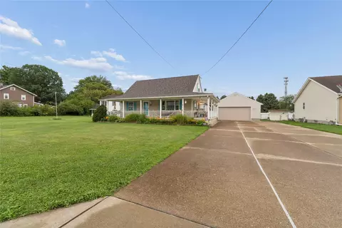 2320 Loveland Ave, Millcreek, PA 16506