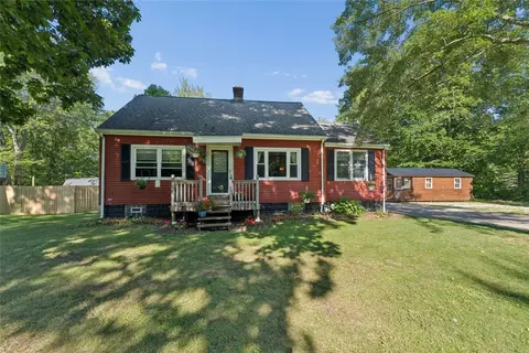 935 Villa Sites Ave, Harborcreek, PA 16421