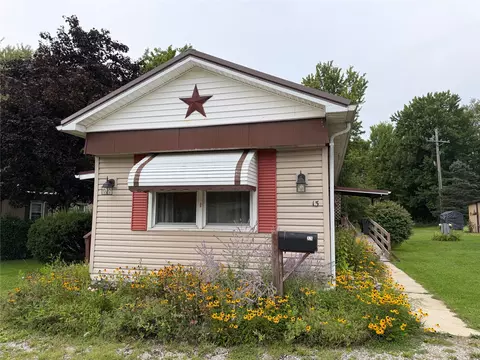13 Circle Dr, Albion, PA 16401