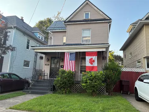 906 E 23rd St, Erie, PA 16503