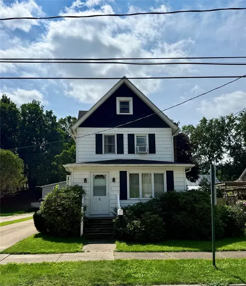 5 Wellington St, North East, PA 16428
