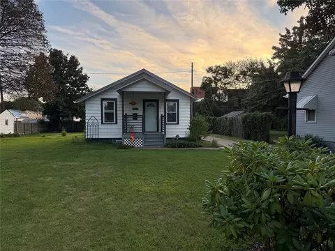944 Delaware Ave, Erie, PA 16505