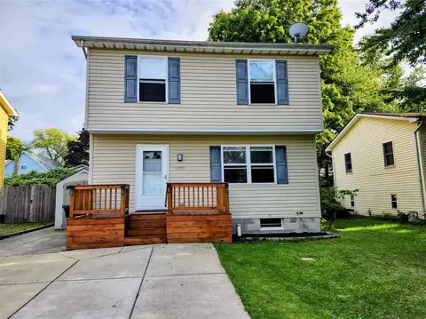1033 E 37th St, Erie, PA 16504