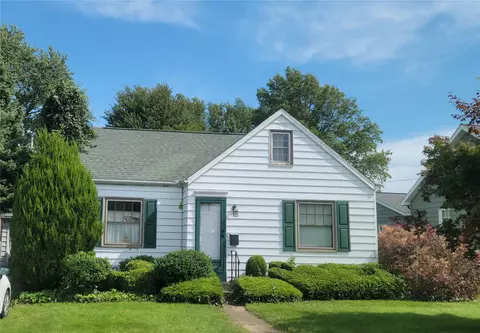 927 Grant Ave, Erie, PA 16505