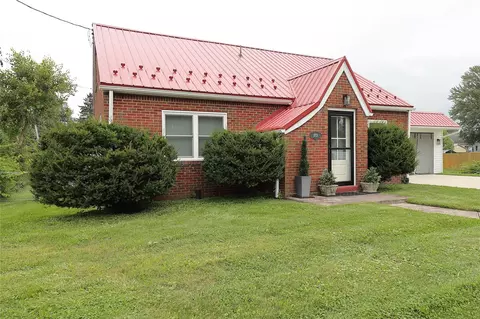 2725 Zuck Rd, Erie, PA 16506