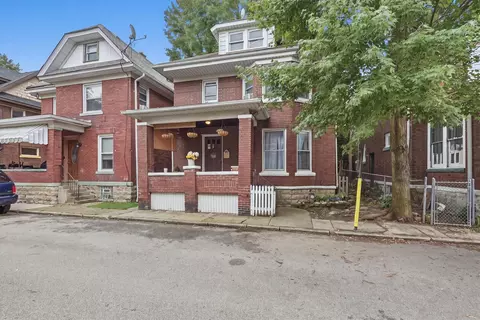 645 Downing Ct, Erie, PA 16507