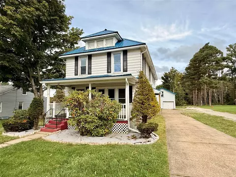 4932 East Ave, Mckean, PA 16426