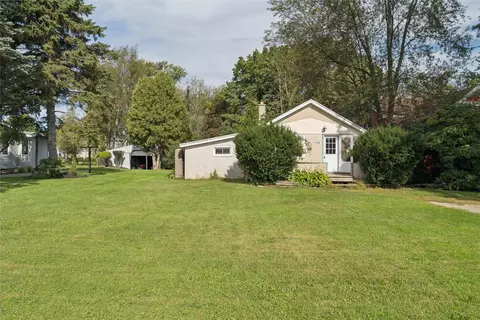 4768 Vernon Dr, Erie, PA 16505