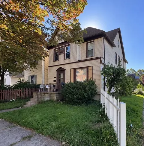829 W 9th St, Erie, PA 16502