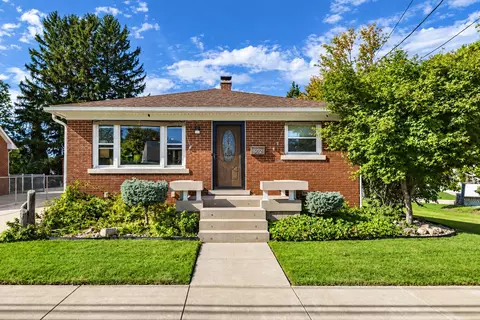 952 E 32 St, Erie, PA 16504
