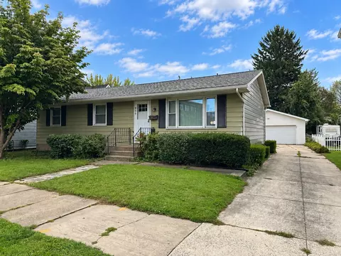 939 E 7th St, Erie, PA 16503