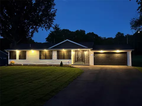 5811 Grubb Rd, Erie, PA 16506