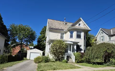 654 Cutler St, Meadville, PA 16335