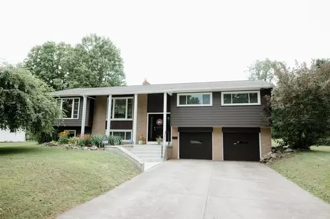 936 E South St, Corry, PA 16407