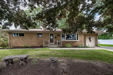 2653 Lakeside Dr, Lawrence Park, PA 16511
