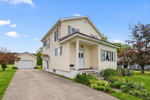 42 Jackson Ave, Albion, PA 16401