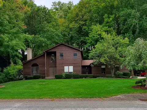 591 Hawthorne Dr, Fairview, PA 16415