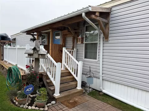 11682 97 Rte #178, Waterford, PA 16441