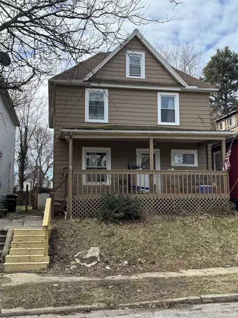 222 Poplar St, Erie, PA 16507