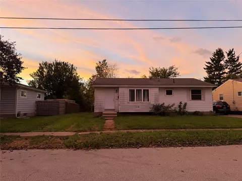 1336 W 23rd St, Erie, PA 16502