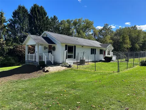 20661 Barton Rd, Meadville, PA 16335