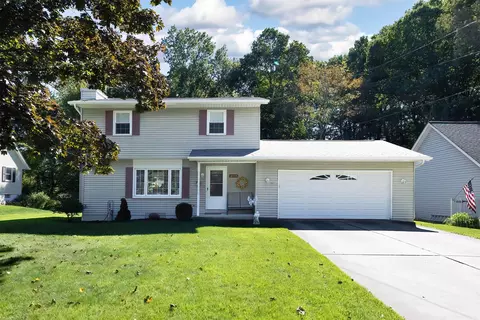 3437 Pond View Dr, Millcreek, PA 16506