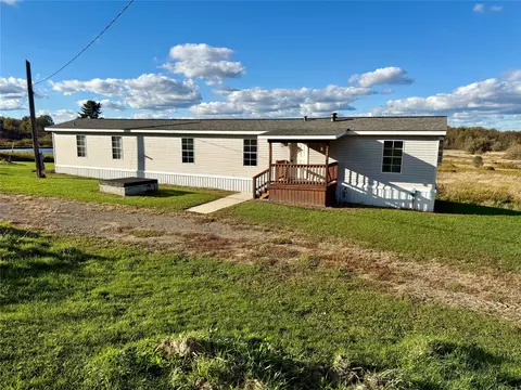 Exterior - 1275 Sample Flats Rd, Corry, PA 16407 photo 2 of 6
