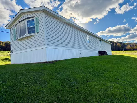 Exterior - 1275 Sample Flats Rd, Corry, PA 16407 photo 4 of 6
