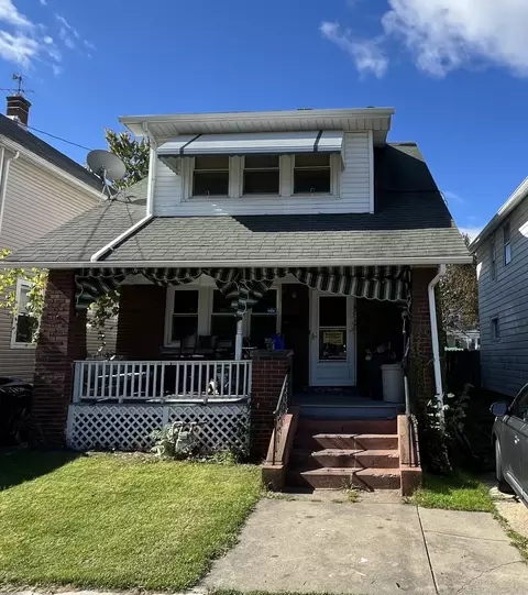 2632 Perry St, Erie, PA 16504