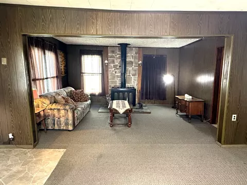 Living - 42 E Irving St, Corry, PA 16407 photo 3 of 8