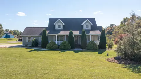 1453 Lane Rd, Waterford, PA 16441