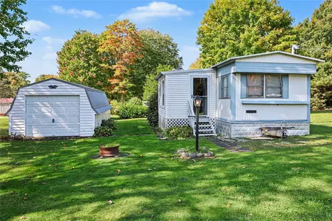 14593 Ridgecrest Dr, Linesville, PA 16424