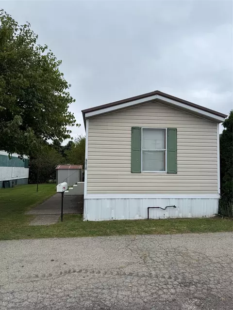 2313 Rollahome Dr, Erie, PA 16506
