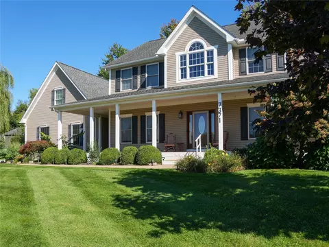 7371 Sage Xing, Fairview, PA 16415