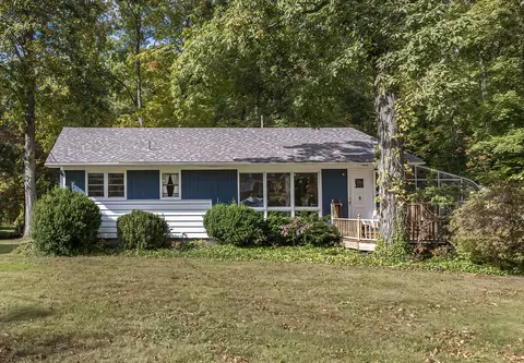 3910 Cooper Rd, Erie, PA 16510