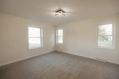 Bedroom - 433 E Pleasant St, Corry, PA 16407 photo 1 of 3