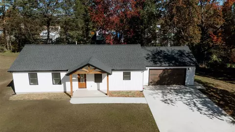 Exterior - 433 E Pleasant St, Corry, PA 16407 photo 13 of 13