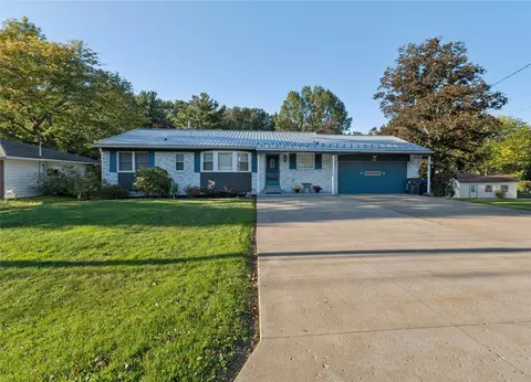 410 Glenridge Rd, Erie, PA 16509